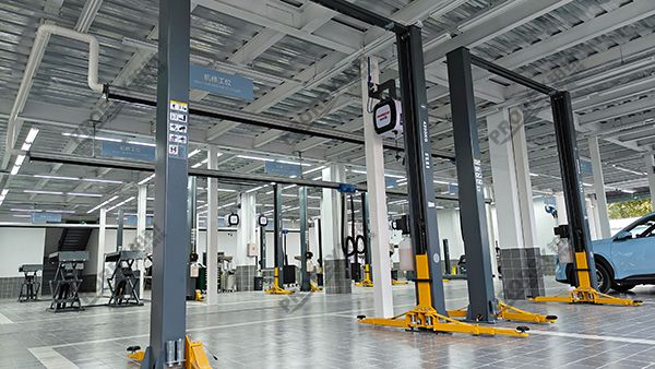 上海銀河汽車(chē)4S店-上海華庭銀河汽車(chē)銷(xiāo)售服務(wù)有限公司 (5)