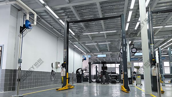 上海銀河汽車(chē)4S店-上海華庭銀河汽車(chē)銷(xiāo)售服務(wù)有限公司 (4)