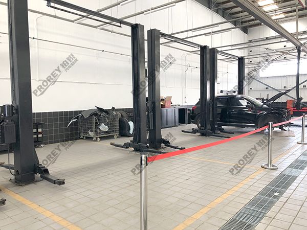 江蘇紅旗4S店-江陰市紅旗-龍門(mén)舉升機(jī)