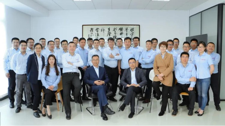 緊跟市場(chǎng)趨勢(shì) 滿足客戶需求—鉑銳汽車(chē)科技2021第一季度管理層會(huì)議