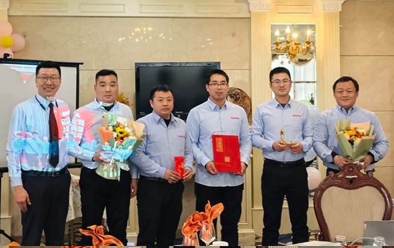 16 濟(jì)南-團(tuán)隊(duì) 16 濟(jì)南-團(tuán)隊(duì)