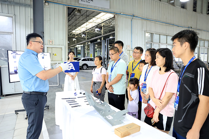 鉑銳助力-2025一汽-大?鈑眾?噴客戶服務(wù)節(jié)-廣州站 (4)