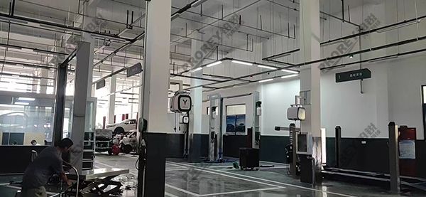 湖北嵐圖4S店-十堰宏遠(yuǎn)汽車01