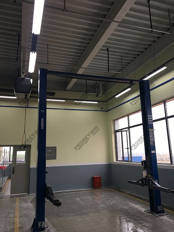 江西廣汽豐田4S店-鷹潭華宏廣汽豐田4s店龍門舉升機