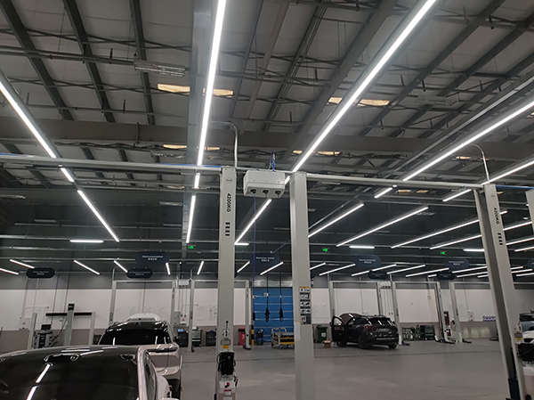 陜西蔚來4S店-陜西中盛致遠(yuǎn)蔚來汽車服務(wù)有限公司 (11)