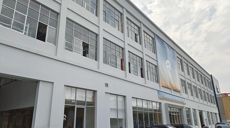 浙江蔚來(lái)4S店-蕭山蔚來(lái)上海源川升降平臺(tái)