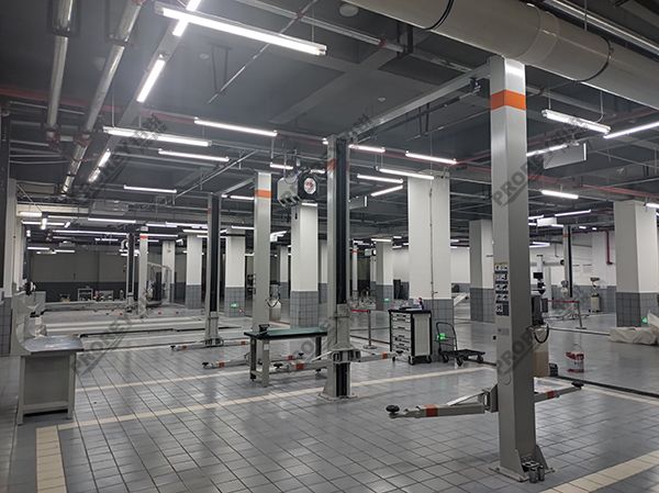 陜西極氪4S店-西安國(guó)利汽車(chē) (11)