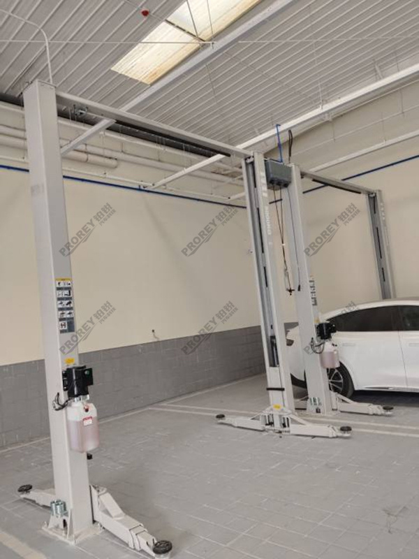 山東鴻蒙智行4S店-泰安鴻發(fā)德福鴻蒙智行店 (6)