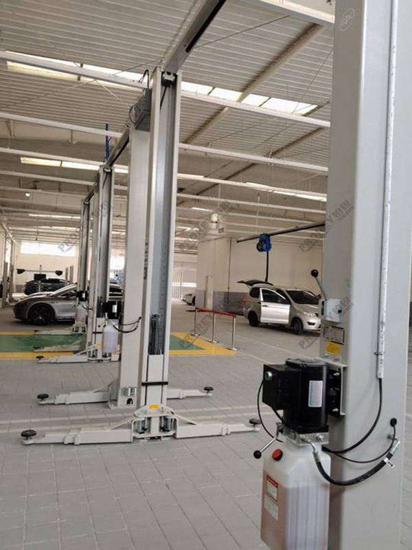 山東鴻蒙智行4S店-泰安鴻發(fā)德福鴻蒙智行店 (3)