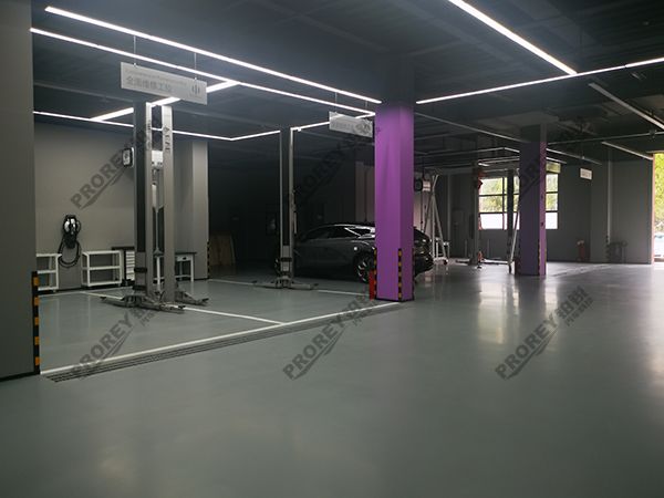 陜西高合4S店-西安華人運(yùn)通-機(jī)修車間4