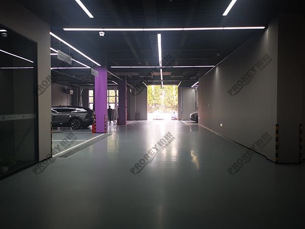 陜西高合4S店-西安華人運(yùn)通-機(jī)修車間8