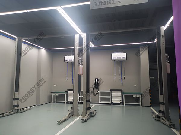 陜西高合4S店-西安華人運(yùn)通-機(jī)修車間12