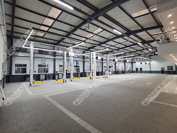 河北大通4S店-河北康蓉汽車貿(mào)易有限公司1