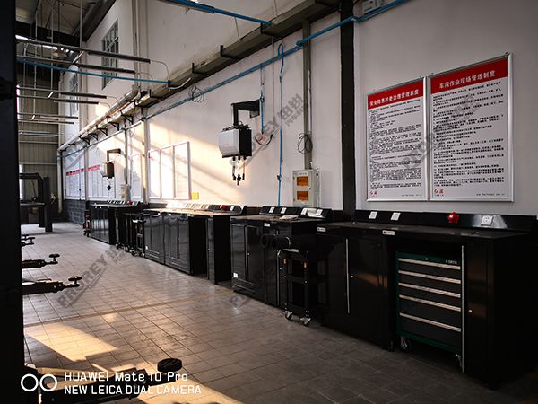 江西紅旗4S店-南昌紅旗-工具箱