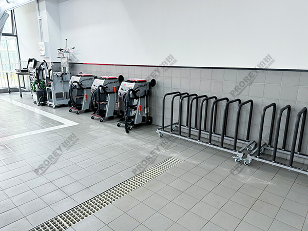 廣東理想4S店-東莞華逸通理想 (17)