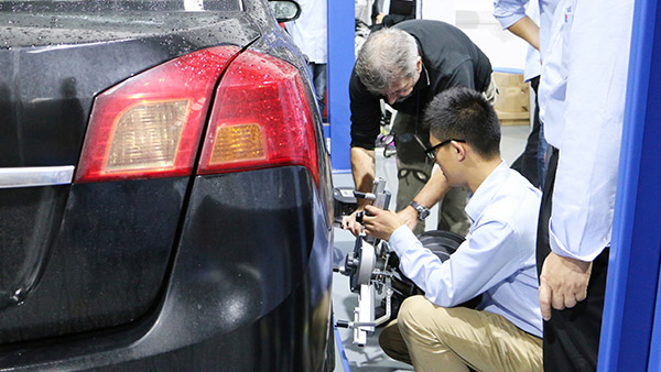 鉑銳汽車科技-培訓(xùn)-3