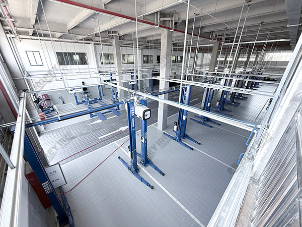 上海騰勢4S店-青浦聯(lián)通騰勢 (5)