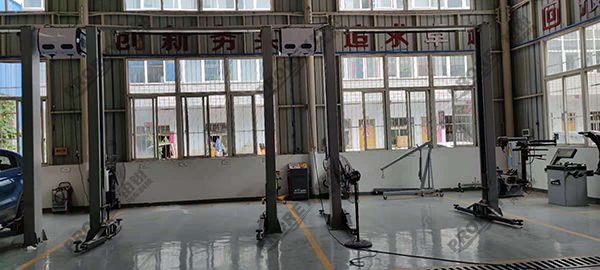 河南寶能4S店-平頂山衛(wèi)東直營(yíng)店機(jī)修車間