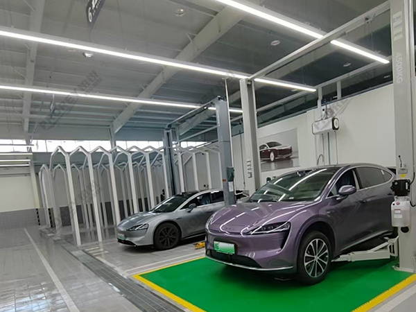 浙江鴻蒙智行4S店-金華賽瑞鴻蒙智行 (5)