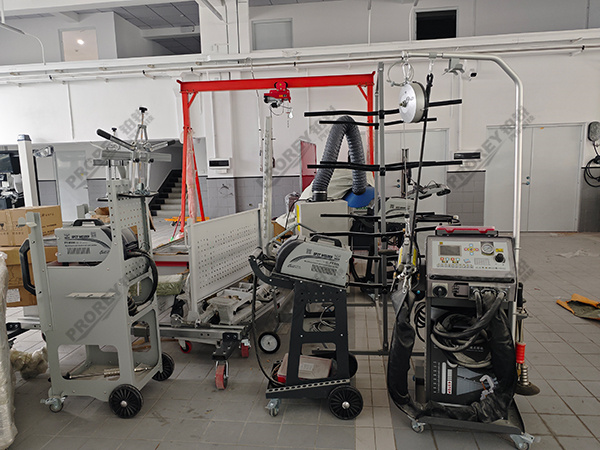 廣東鴻蒙智行4S店-惠州鴻景鴻蒙 (13)