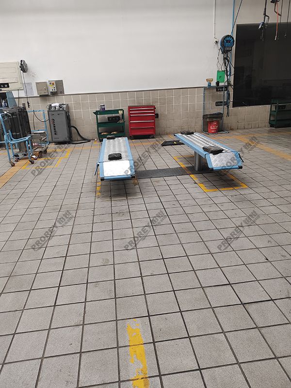 山東雷克薩斯4S店 -煙臺錦繡世泰雷克薩斯路斯霸地藏舉升機