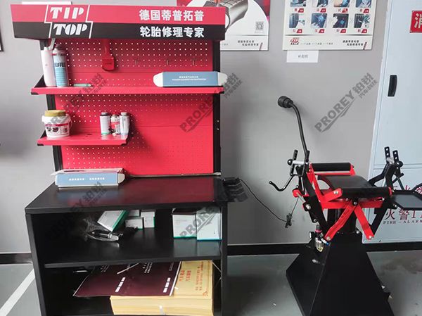 重慶高合4S店-重慶華人運(yùn)通-工具柜