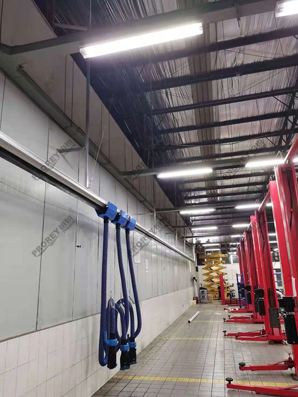 云南寶能4S店-昆明凱旋利店-尾排