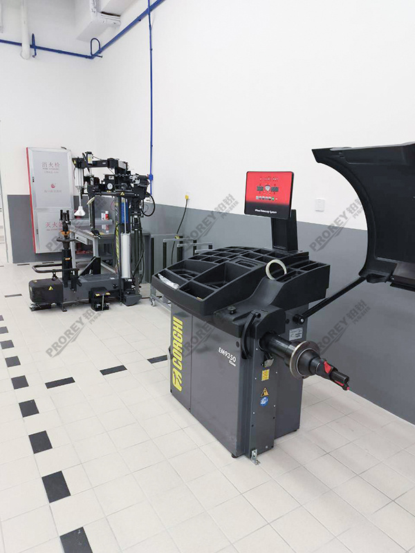 海南賓利4S店-海南環(huán)賓汽車(chē)服務(wù)有限公司 (10)