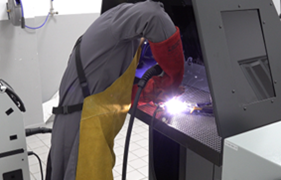 鋁合金車(chē)身維修 