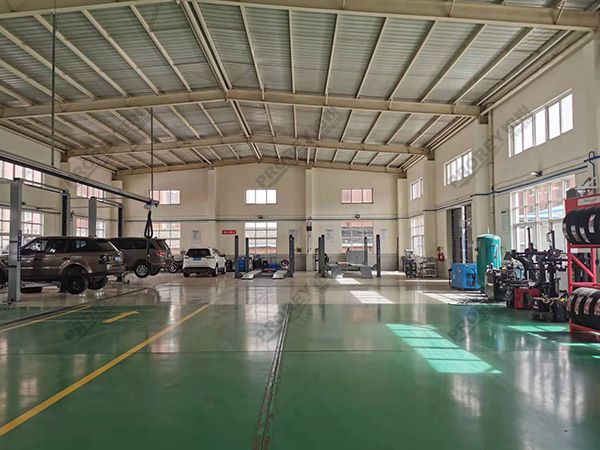 天津獨(dú)立維修機(jī)構(gòu)-天津市天正汽車維修廠-機(jī)修車間