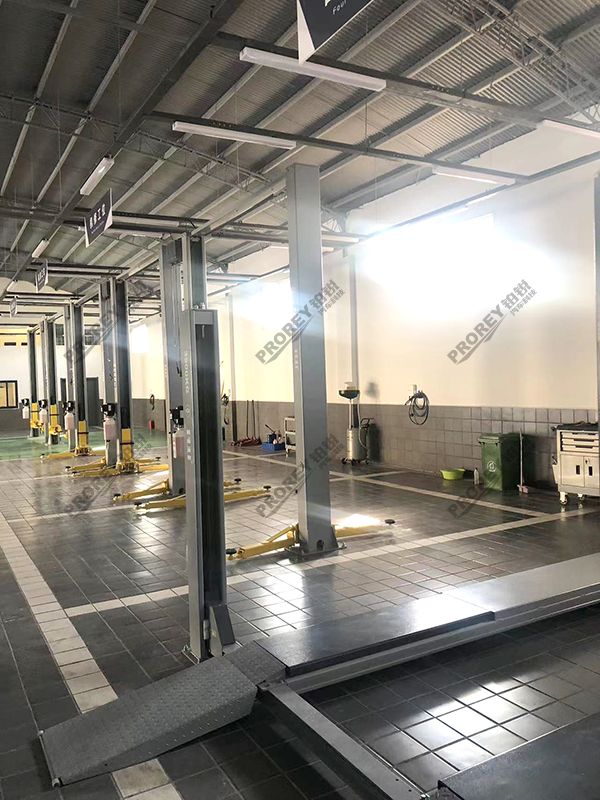 幾何汽車4S店-安步出行-大剪舉升機(jī)