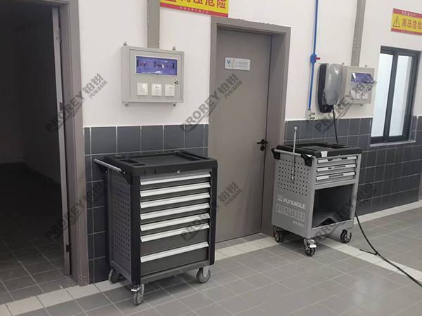 廣東利泰極狐4S店-佛山南莊利泰極狐中心-工具車(chē)