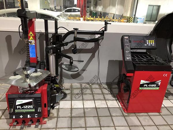 湖北東風(fēng)悅達(dá)起亞4S店-武漢峻能汽車銷售有限公司1