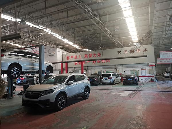 北京東風(fēng)本田4S店-北京鴻粵田-機(jī)修車間2