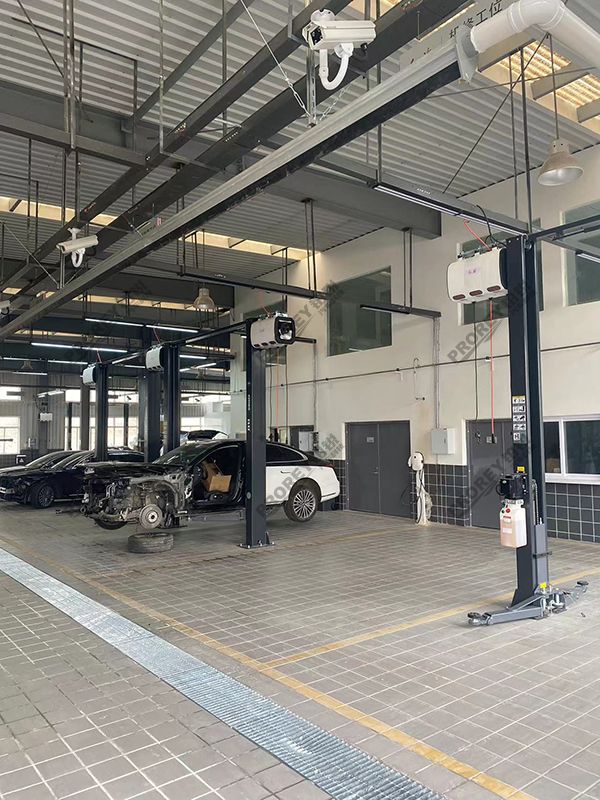 山東紅旗4S店-濟(jì)南泊思浦而曼尾排