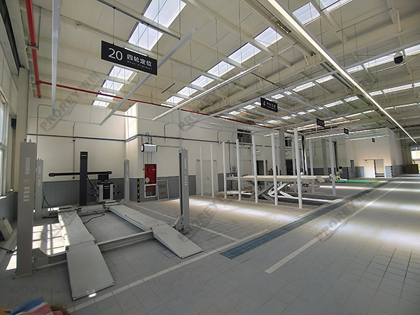 浙江鴻蒙智行4S店-衢州軒瑞鴻蒙智行 (10)