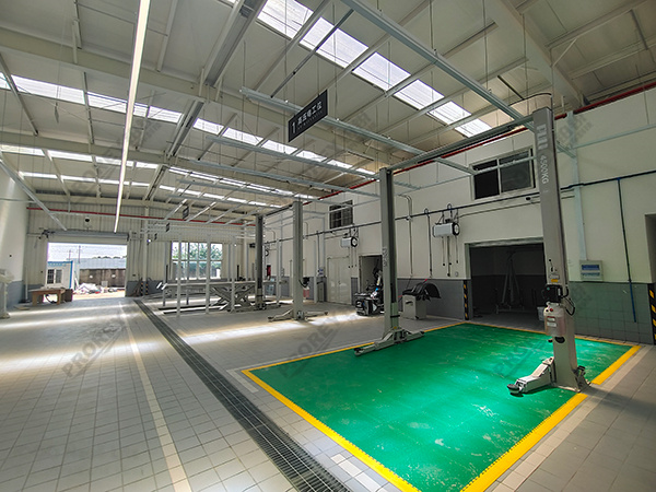 浙江鴻蒙智行4S店-衢州軒瑞鴻蒙智行 (12)